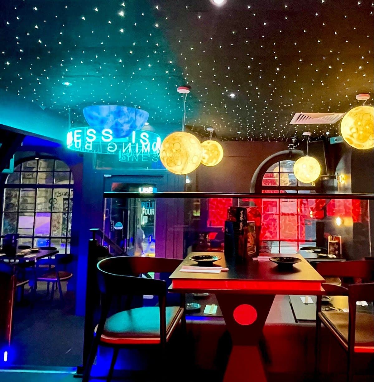 Carbon Lounge